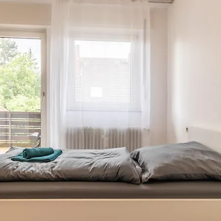 Monteurwohnung I 6 Personen I 3 Schlafzimmer Darmstadt