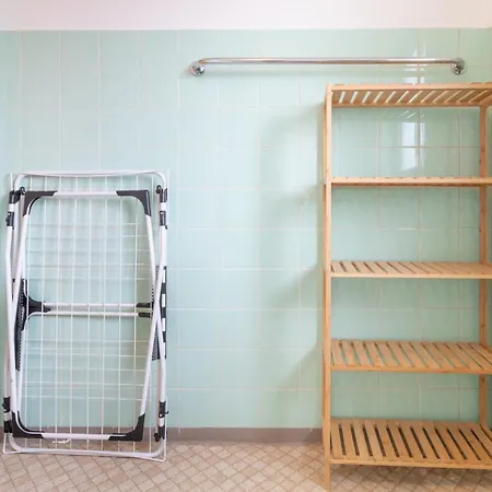 Monteurwohnung I 6 Personen I 3 Schlafzimmer Appartamento