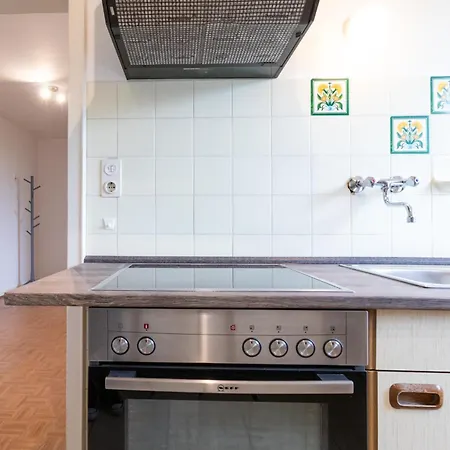 Monteurwohnung I 6 Personen I 3 Schlafzimmer Appartamento Darmstadt