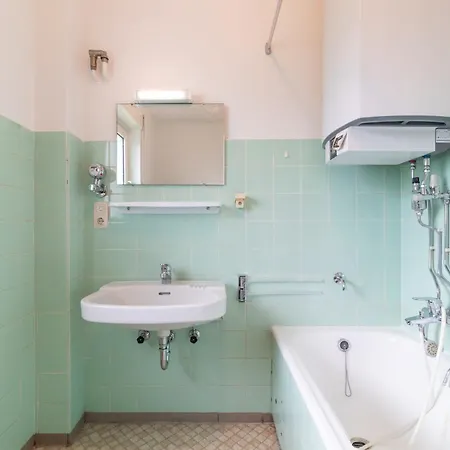 Monteurwohnung I 6 Personen I 3 Schlafzimmer * Darmstadt