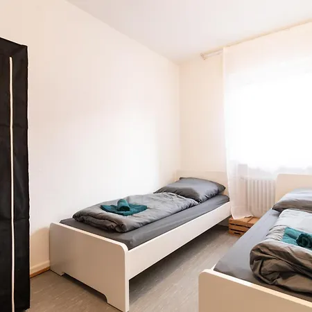 Daire Monteurwohnung I 6 Personen I 3 Schlafzimmer *