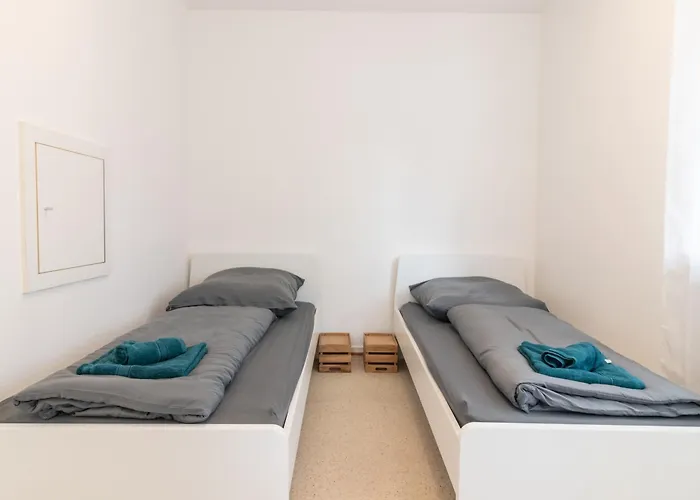 Monteurwohnung I 6 Personen I 3 Schlafzimmer * Darmstadt