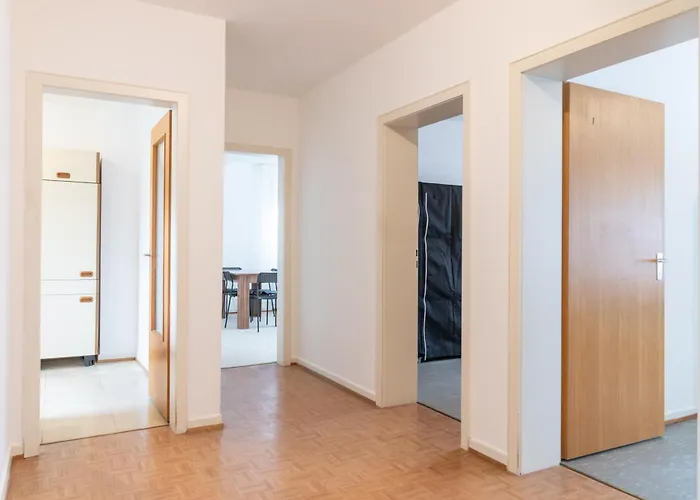 Monteurwohnung I 6 Personen I 3 Schlafzimmer Apartmán