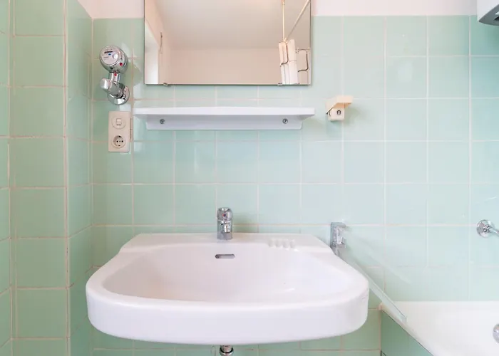 Monteurwohnung I 6 Personen I 3 Schlafzimmer * Darmstadt